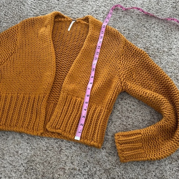 Free People Glow For It Crop Cardigan Sweater
 Size XS
Mustard yellow - Picture 11 of 12